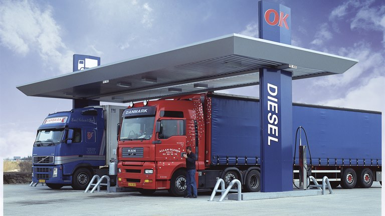 Governable Prelude Taknemmelig Dieselolie til erhverv - Kan bruges til alle dieselmotorer