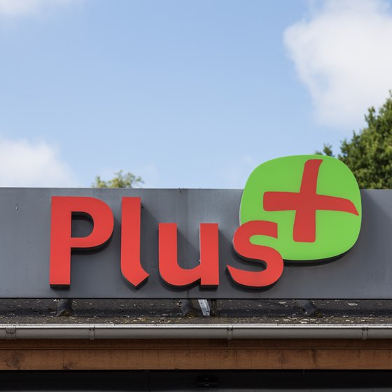 OK Plus logo på butiksfacade