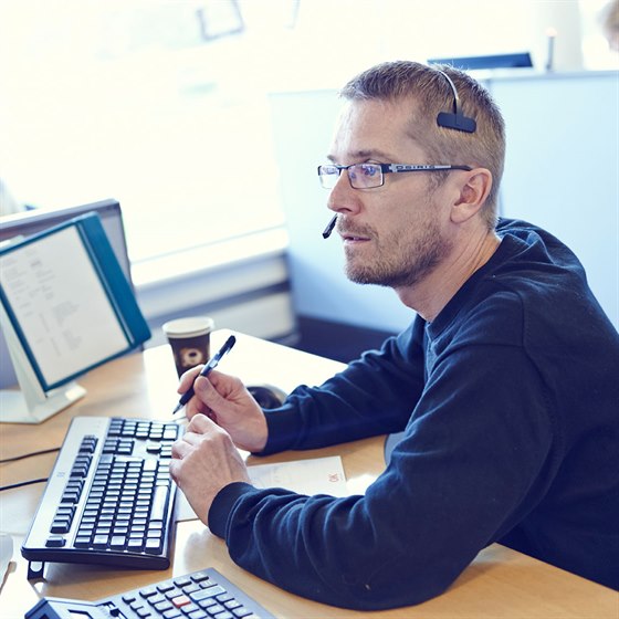 Kundeservicemedarbejder hos OK