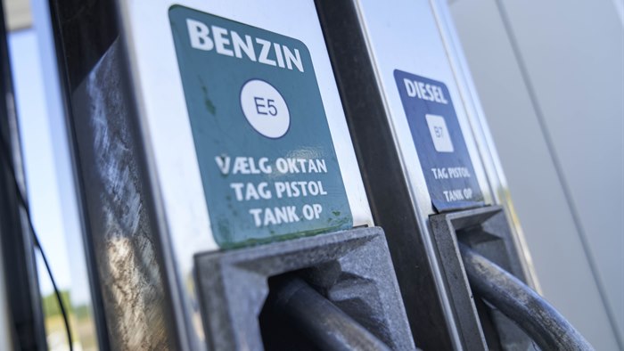 Tankpistoler for E5-benzin og B7-diesel