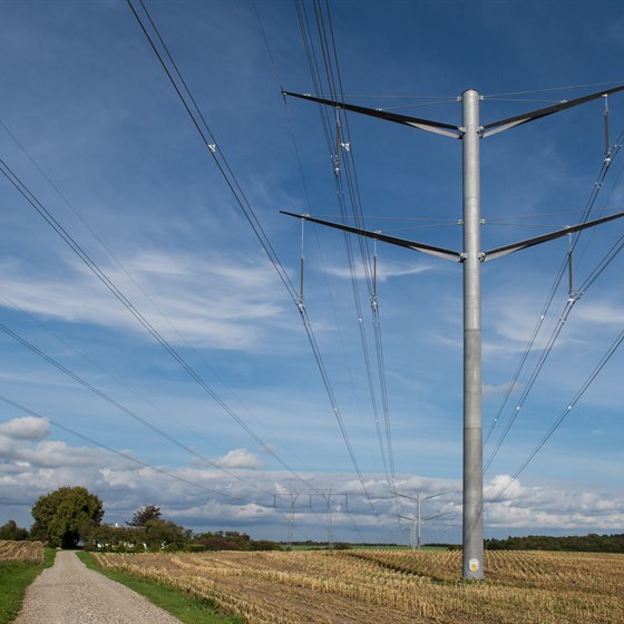Tariffer for el til erhverv betales til Energinet
