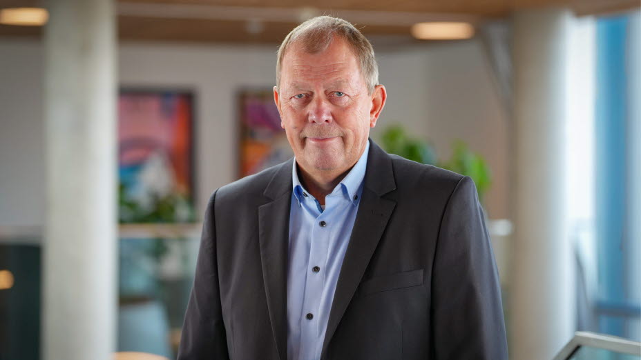 Arne E. Hansen