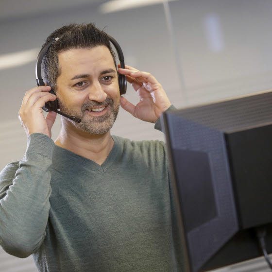Mand i OK's kundeservice - ampe