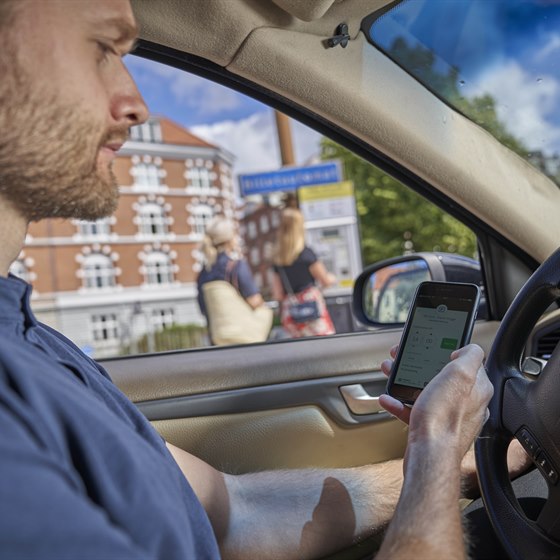 Brug OK's app og spar tid og besvær, når du tanker, vasker bilen og parkerer