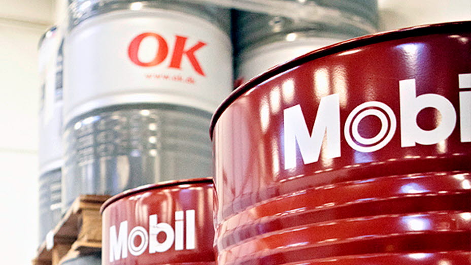 Tønder med Mobil-smøremidler