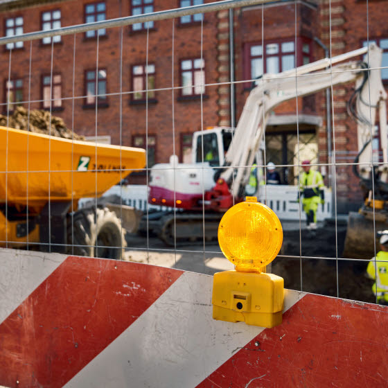 Gravko og medarbejdere på byggeplads
