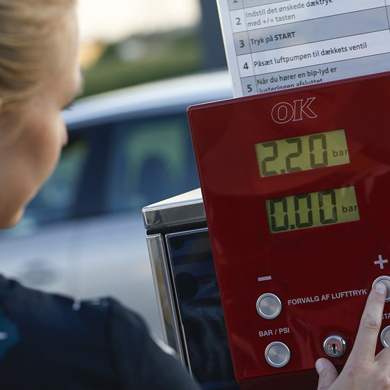 Tjek dæktrykket på OK's tankstationer