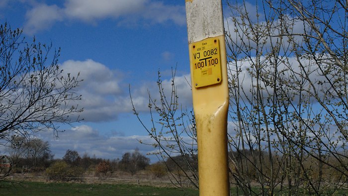 Naturgasmarkør i landskab