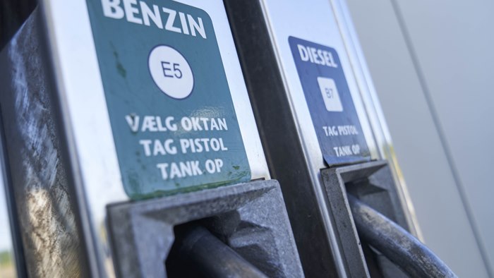 Tankpistoler for E5-benzin og B7-diesel